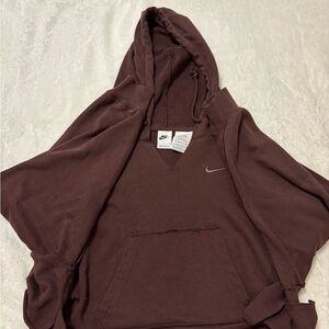 OVERSIZED NIKE HOODIE